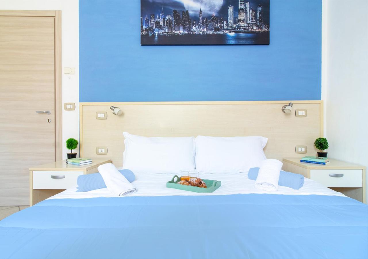 Athena Rooms - Parcheggio Privato Bologna Luaran gambar
