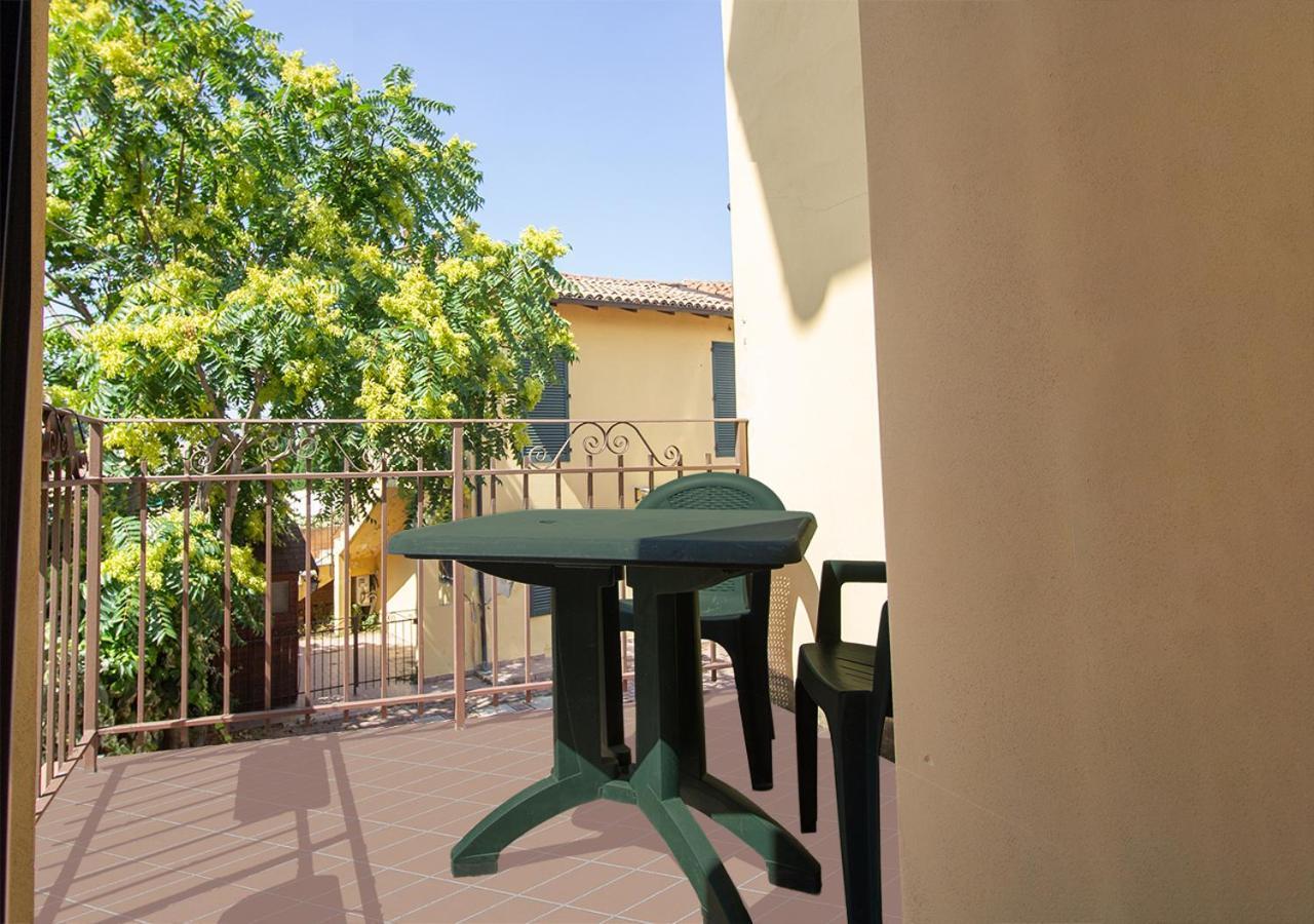 Athena Rooms - Parcheggio Privato Bologna Luaran gambar