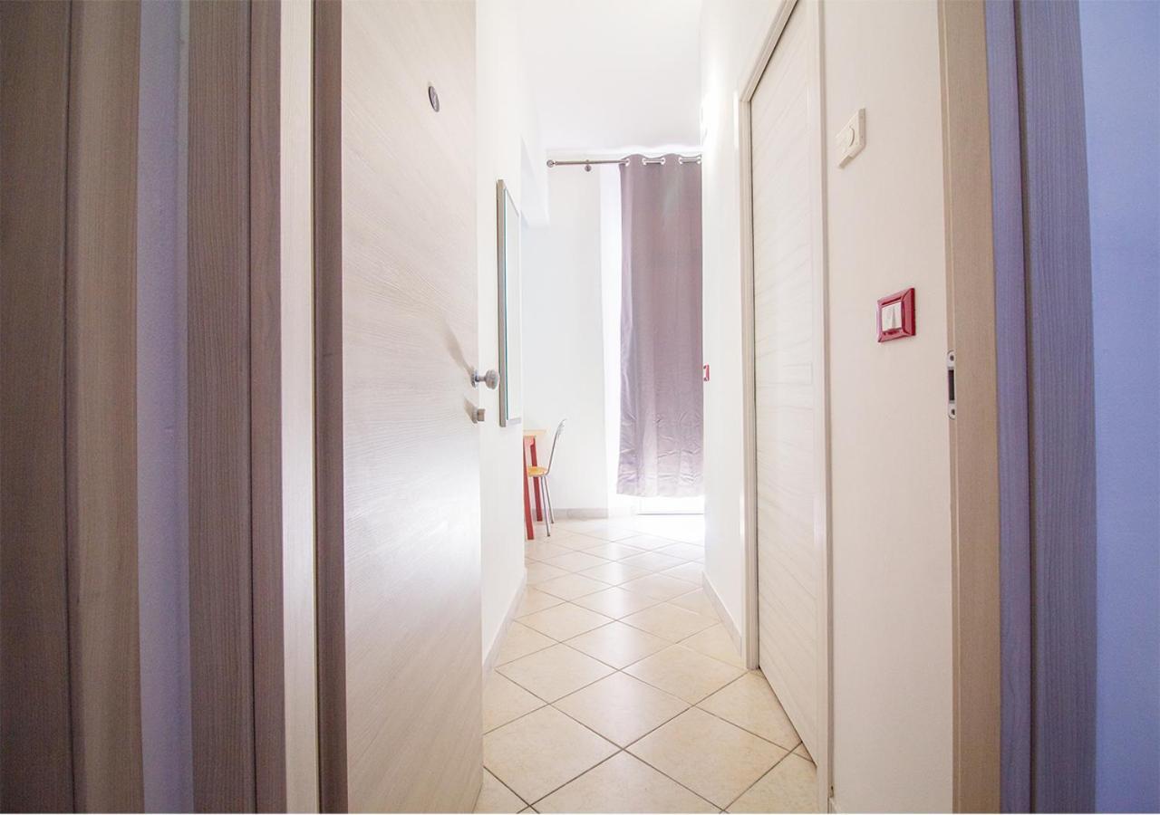 Athena Rooms - Parcheggio Privato Bologna Luaran gambar