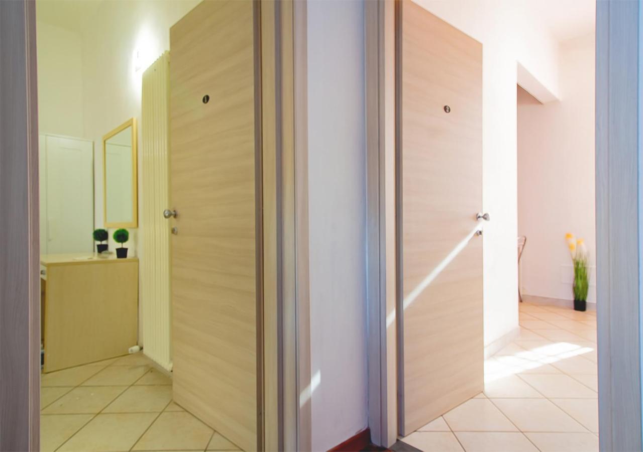 Athena Rooms - Parcheggio Privato Bologna Luaran gambar