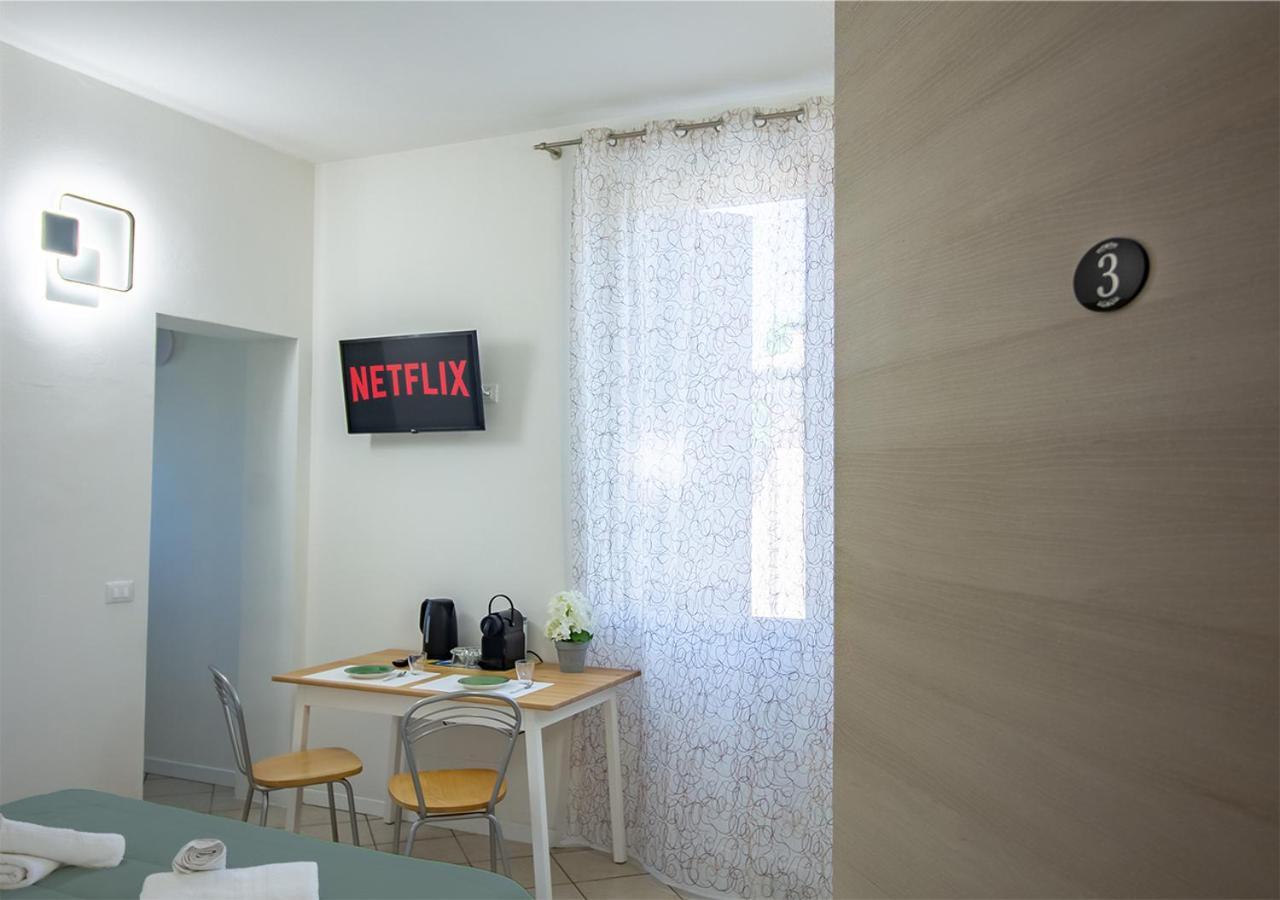 Athena Rooms - Parcheggio Privato Bologna Luaran gambar